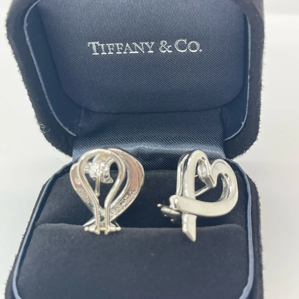 Tiffany & Co. Vintage Large Paloma Picasso Loving Heart Earrings - Picture 16 of 16